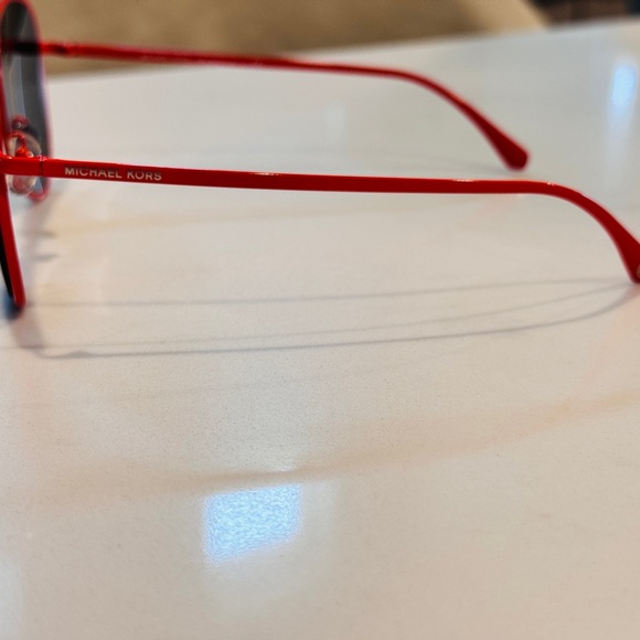 Unisex Orange Sunglasses - Picture 4 of 6